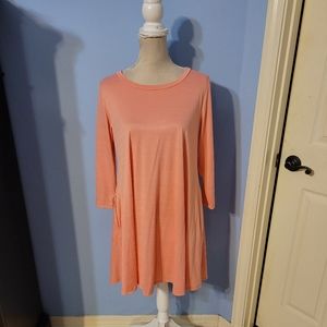Yee Size Small orange Womens Dress